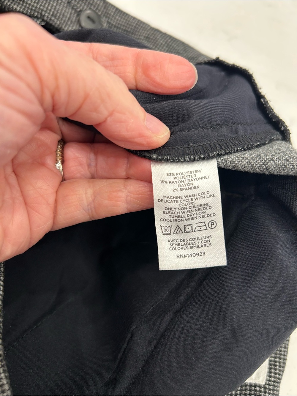 LOFT Dark Gray Cropped Tailored Ponte Pants - Picture 5 of 8